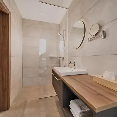 Otel Seehotel Im Weyer Gmunden