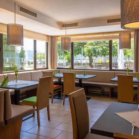 Отель Seehotel Im Weyer 4*