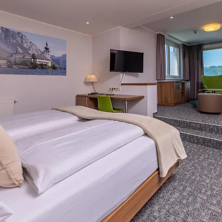 Seehotel Im Weyer Otel 4*