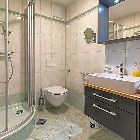 Otel Seehotel Im Weyer 4*