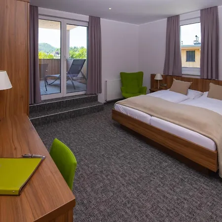 Seehotel Im Weyer 4*